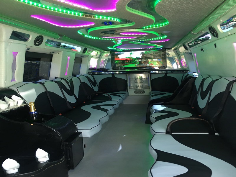 Party Wedding Limos