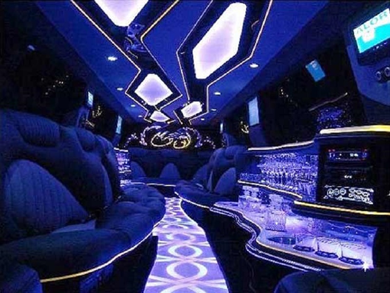 Audi-Wedding-Limo-Interior