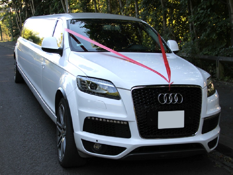 Audi limo for Weddings