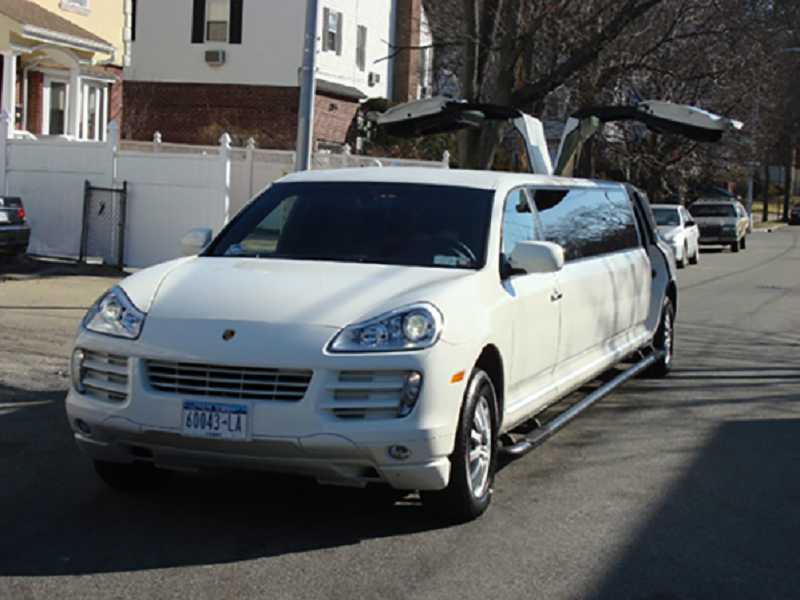 Porsche Cayenne Limos for Hire