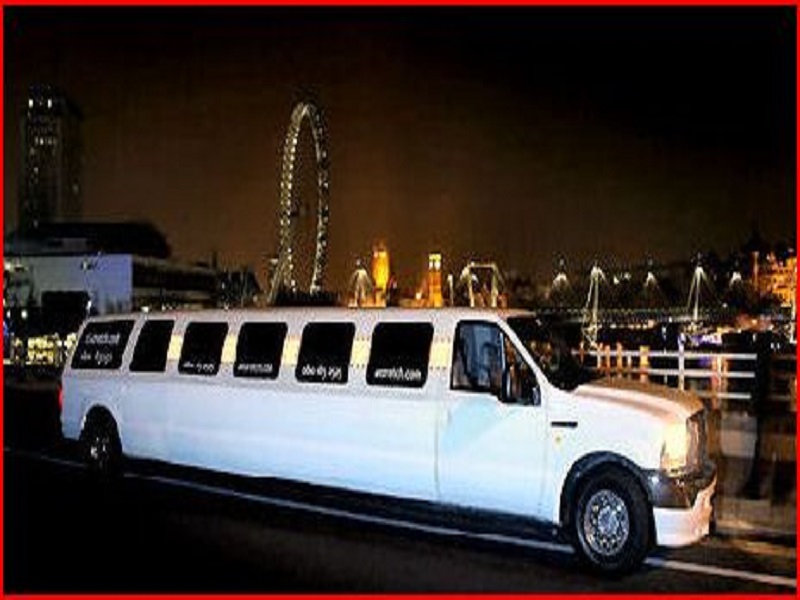 Wedding Lincoln Navigator Limo