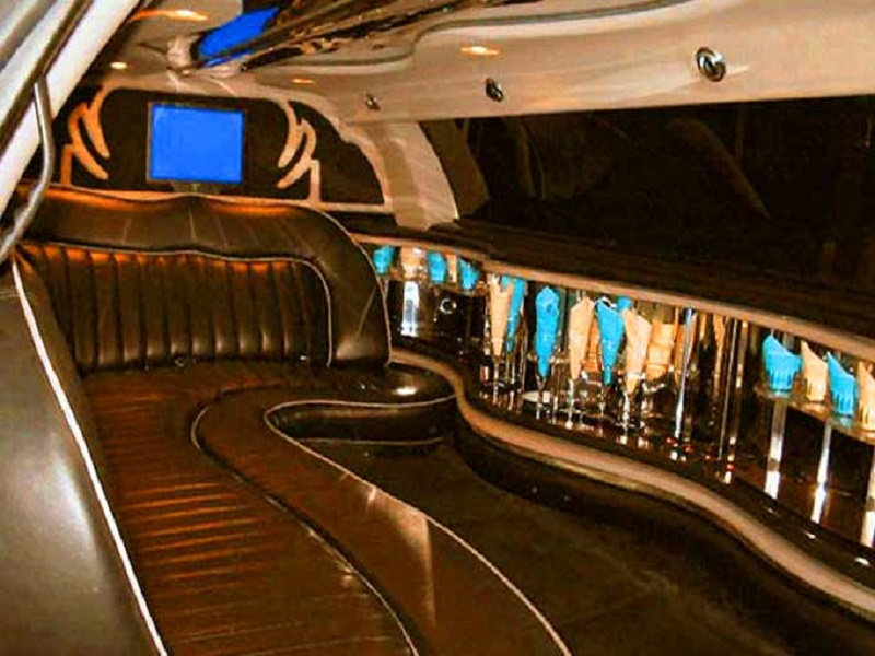 Wedding Lincoln Stretch Limo