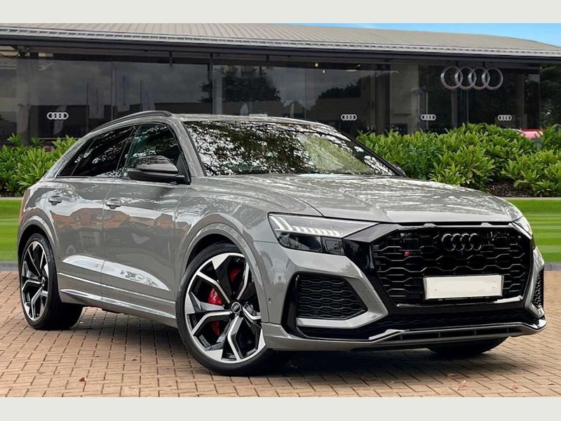 Audi Q8 Car Hiring
