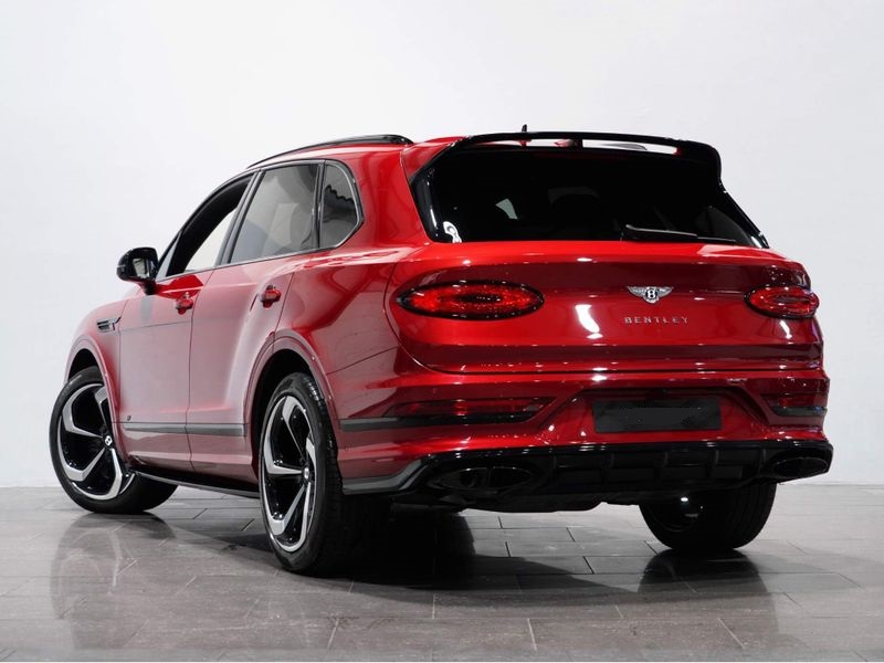 Bentley Bentayga Chauffeured Car