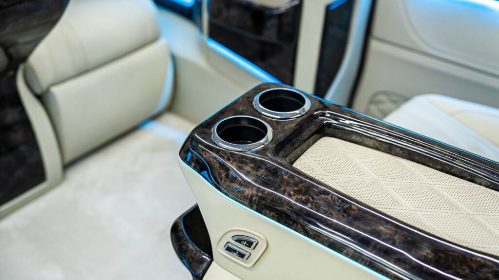 Business Mercedes Jet Class