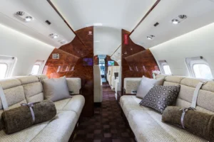 Challenger 850 Hire