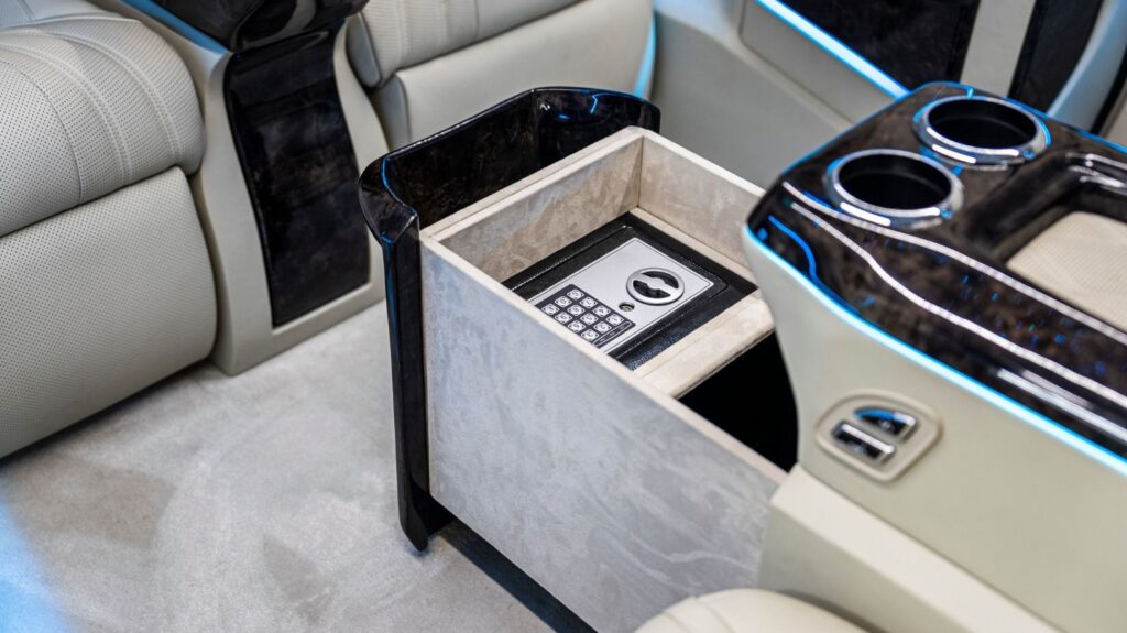 Event Transport Mercedes Jet Class