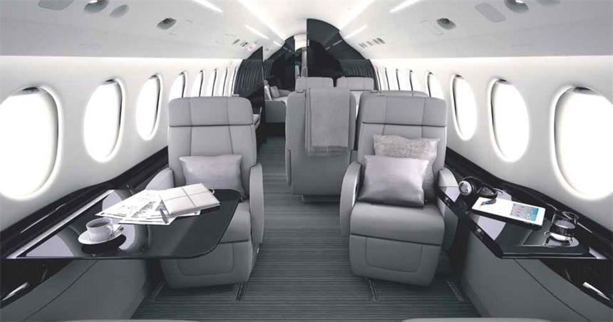 Falcon 7X classic interior