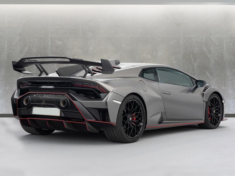 Lamborghini Huracan for Weddings