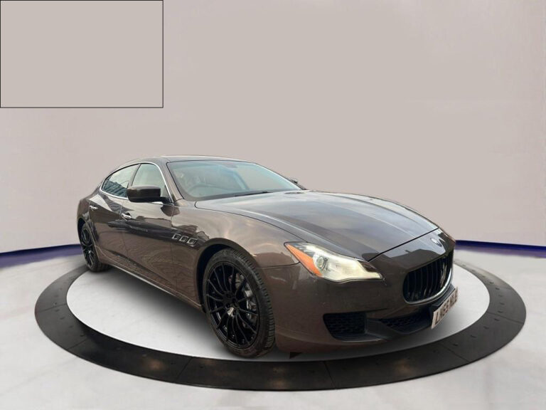 Maserati QuattroporteCars Rent