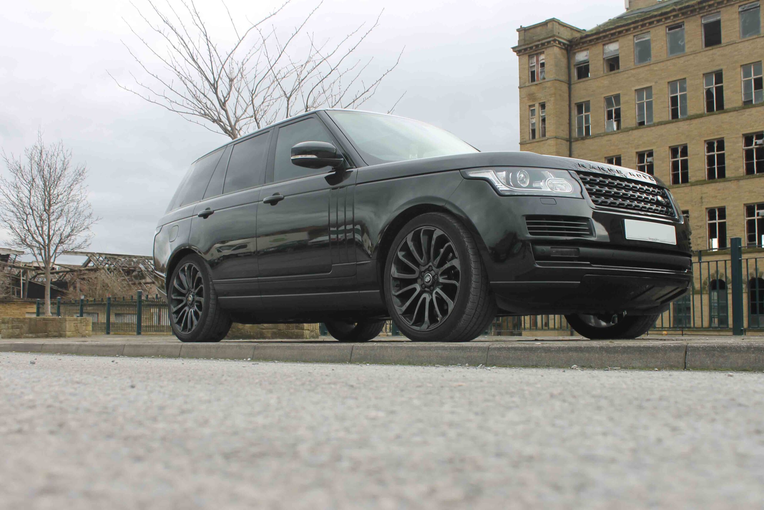 Range Rover Vogue Car Renting