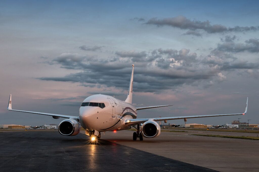 Boeing Business Jet 767 exterior